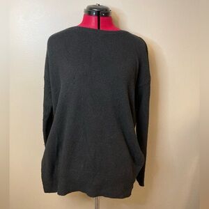 Crew Neck Black Super Soft Ann Taylor LOFT Size Small (S) Sweater